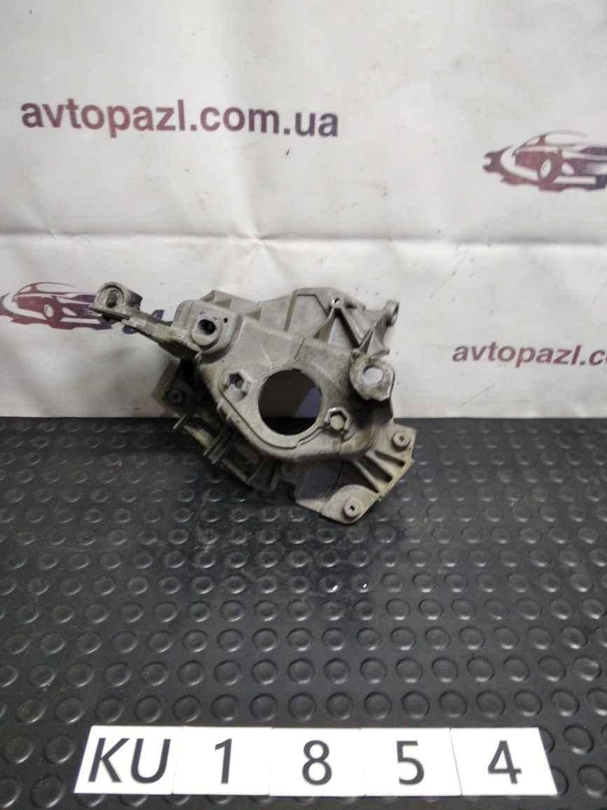 KU1854 8200111335 кронштейн КПП Renault (RVI) Symbol 08-13 Clio 2 Kangoo 03-08 www.avtopazl.com.ua 0
KU1854 8200111335 кронштейн КПП Renault (RVI) Symbol 08-13 Clio 2 Kangoo 03-08 www.avtopazl.com.ua 0