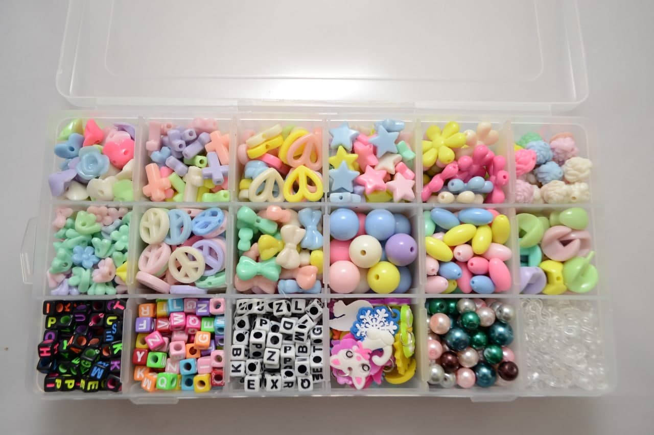 Шармики Бусины Буквы на браслеты Большой набор для рукоделия 
Шармики Бусины Буквы на браслеты Большой набор для рукоделия