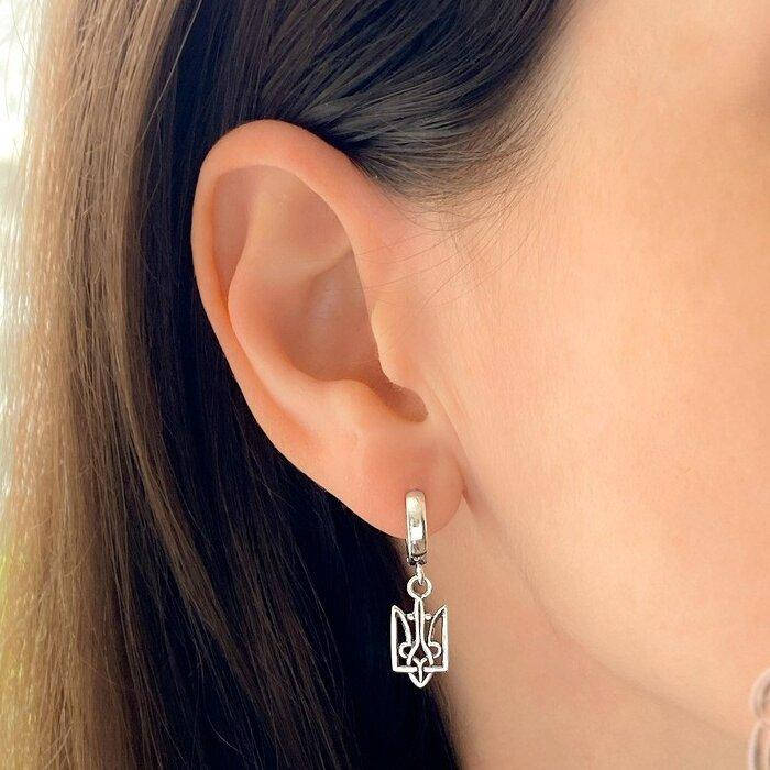 Серебряные серьги-подвески с трезубцами
Серебряные серьги-подвески с трезубцами