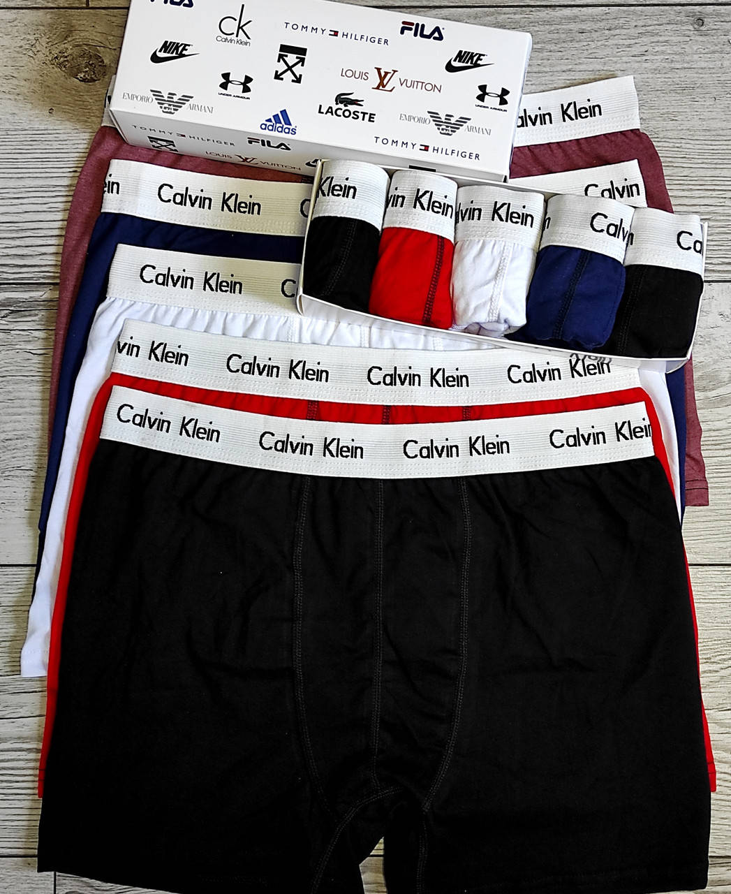 Трусы мужские боксеры 5 шт Calvin Klein в коробке / кельвин Боксеры труси боксери нижнее белье чоловічі труси, Разные цвета
Трусы мужские боксеры 5 шт Calvin Klein в коробке / кельвин Боксеры труси боксери нижнее белье чоловічі труси, Разные цвета