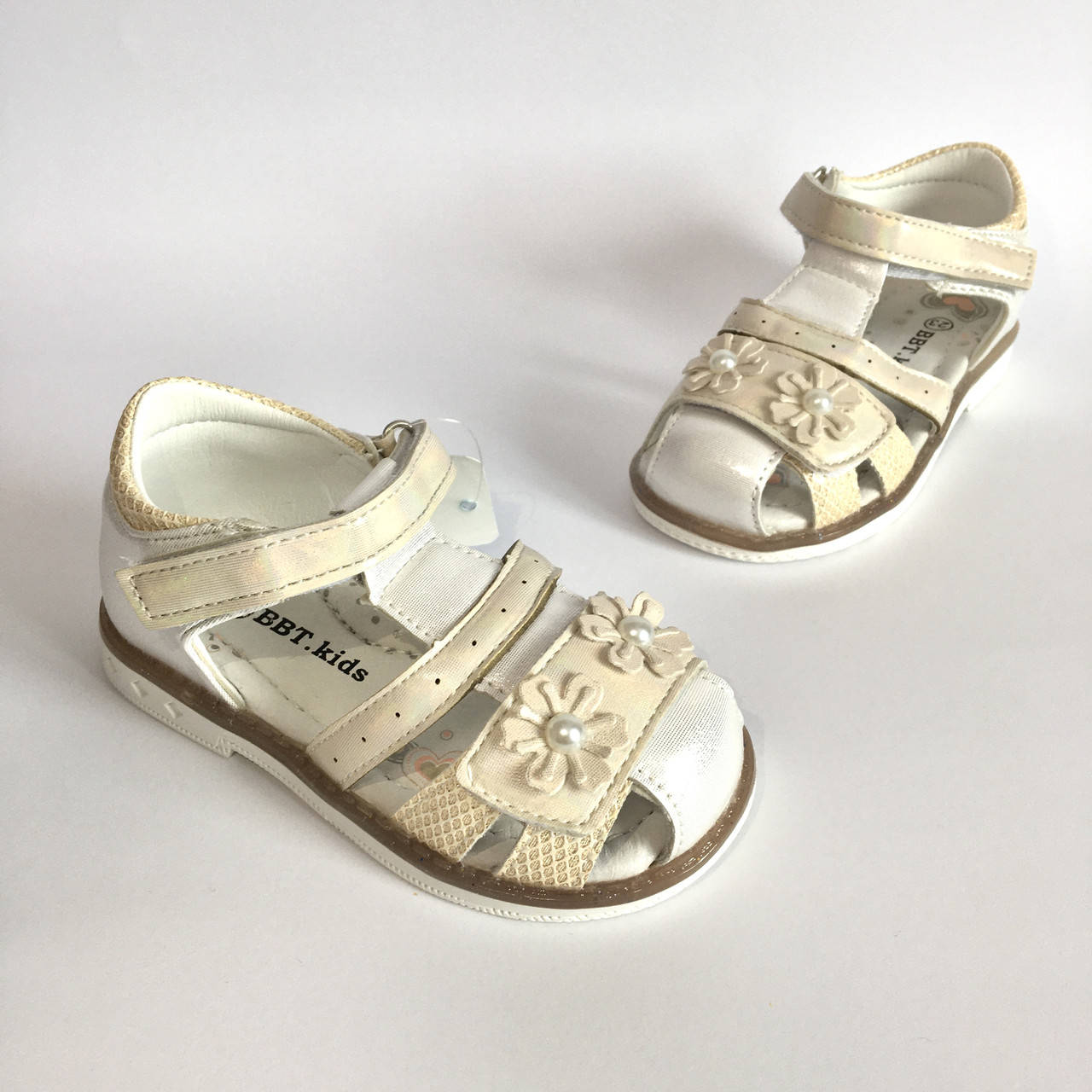 Босоножки bbt, Белый 
Босоножки bbt, Белый