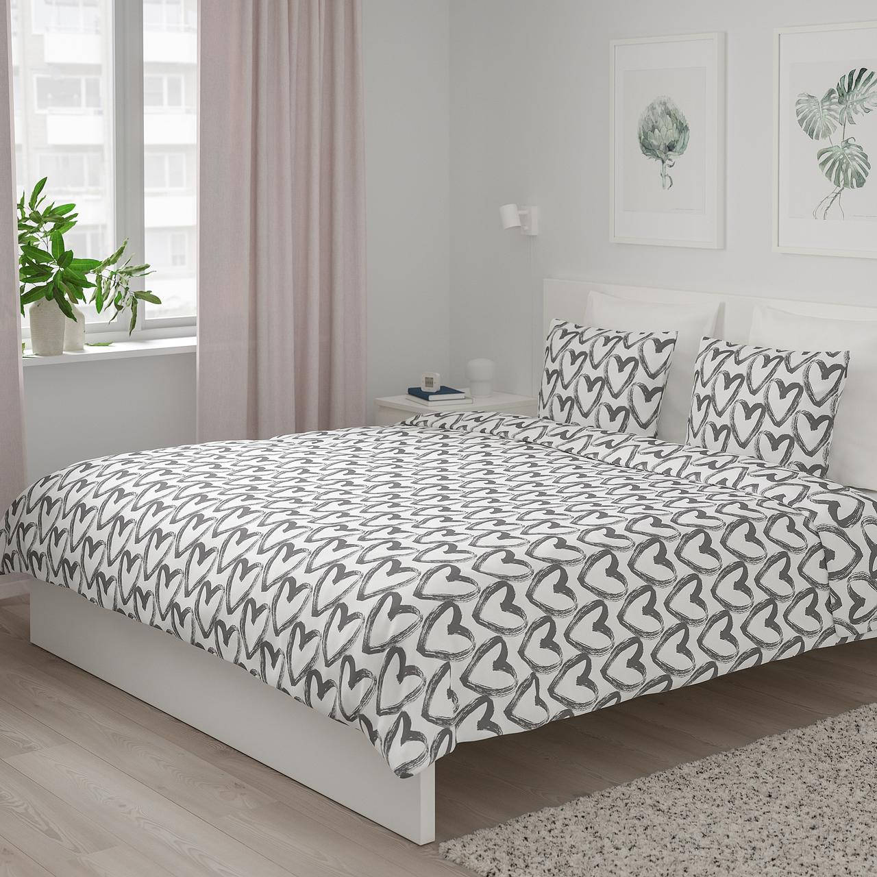 Комплект постельного белья IKEA 150x200 LYKTFIBBLA (304.664.22), Белый
Комплект постельного белья IKEA 150x200 LYKTFIBBLA (304.664.22), Белый