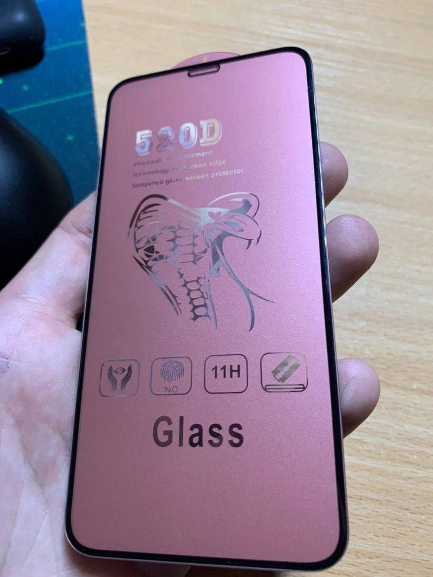 Защитное стекло для iPhone 12 Pro Max с олеофобным покрытием и защитой для всего экрана телефона. код GS-001
Защитное стекло для iPhone 12 Pro Max с олеофобным покрытием и защитой для всего экрана телефона. код GS-001