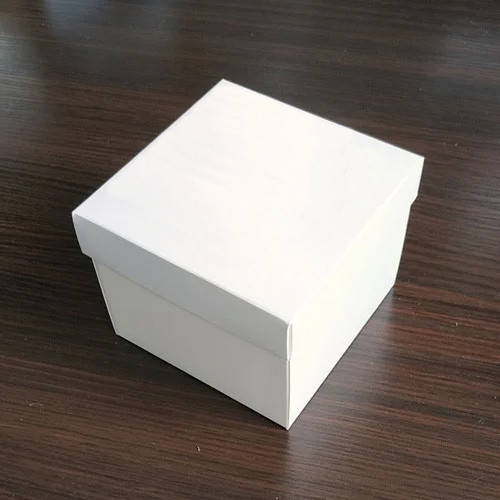Коробка подарочная 120х120х90 мм
Коробка подарочная 120х120х90 мм