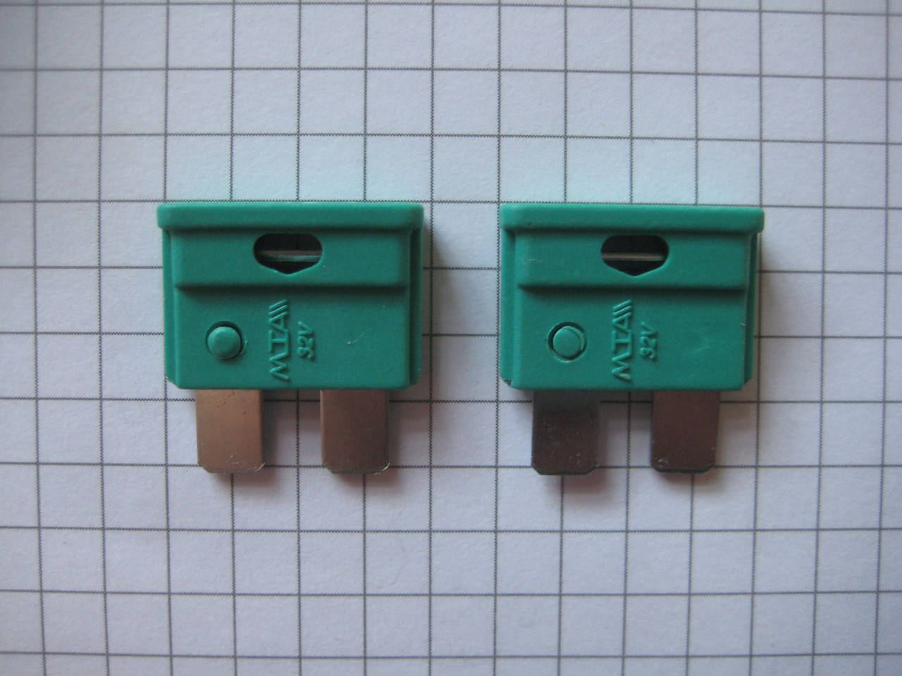 Предохранитель плоский евро 30А MTA