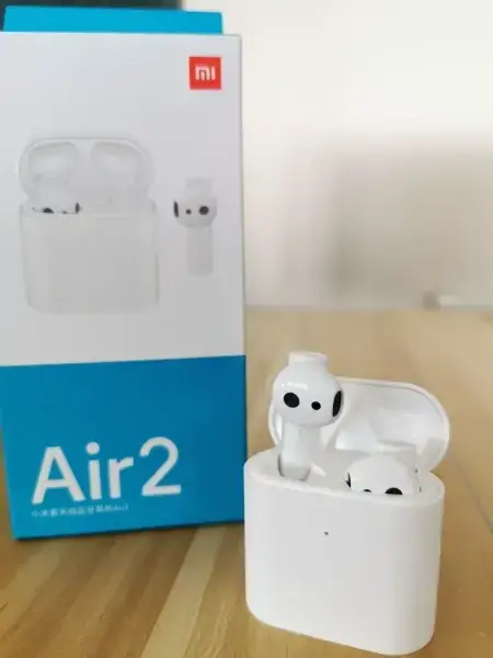 Беспроводные наушники Xiaomi Air 2 Сенсорные блютуз наушники White Bluetooth 5.0 с зарядным кейсом, Белый
Беспроводные наушники Xiaomi Air 2 Сенсорные блютуз наушники White Bluetooth 5.0 с зарядным кейсом, Белый