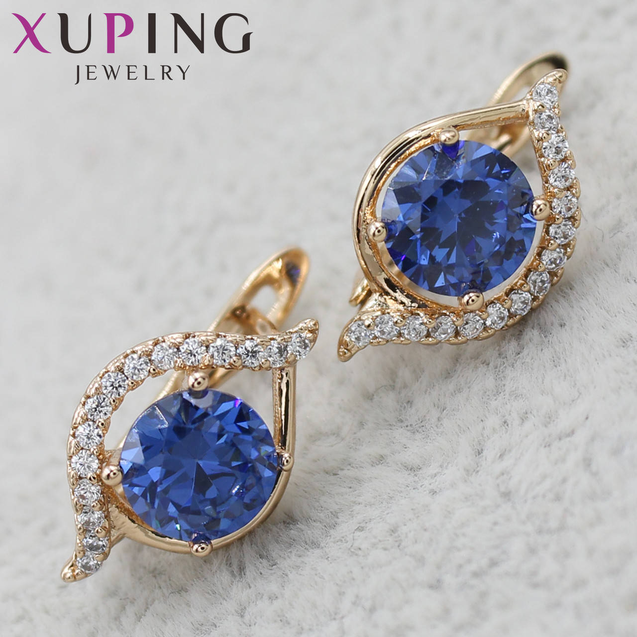 Серьги женские золотистого цвета Xuping Jewelry медицинское золото английский замок с синими сапфирами 24K
Серьги женские золотистого цвета Xuping Jewelry медицинское золото английский замок с синими сапфирами 24K