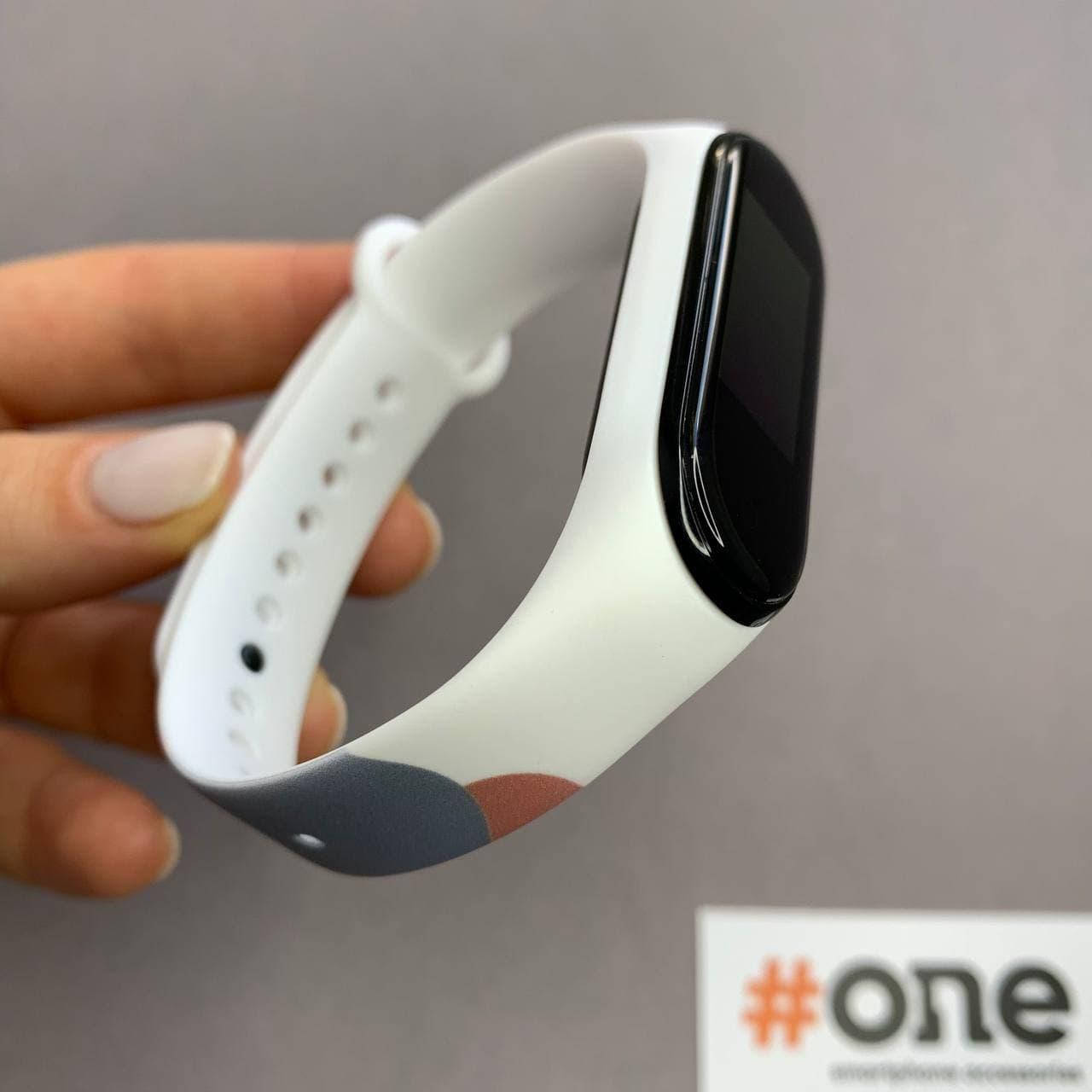 Ремешок для Xiaomi Mi Band 4 силиконовый цветной браслет для фитнесс трекера ми бенд 4 белый MLT мод 2
Ремешок для Xiaomi Mi Band 4 силиконовый цветной браслет для фитнесс трекера ми бенд 4 белый MLT мод 2