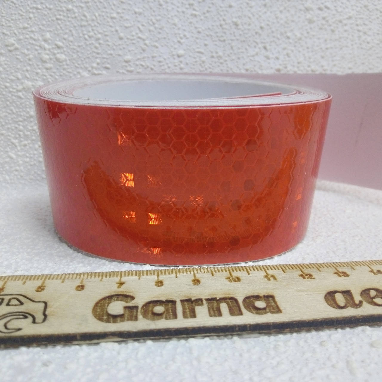 Светоотражающая наклейка полоска автомобильная красная (1м), Красный
Светоотражающая наклейка полоска автомобильная красная (1м), Красный