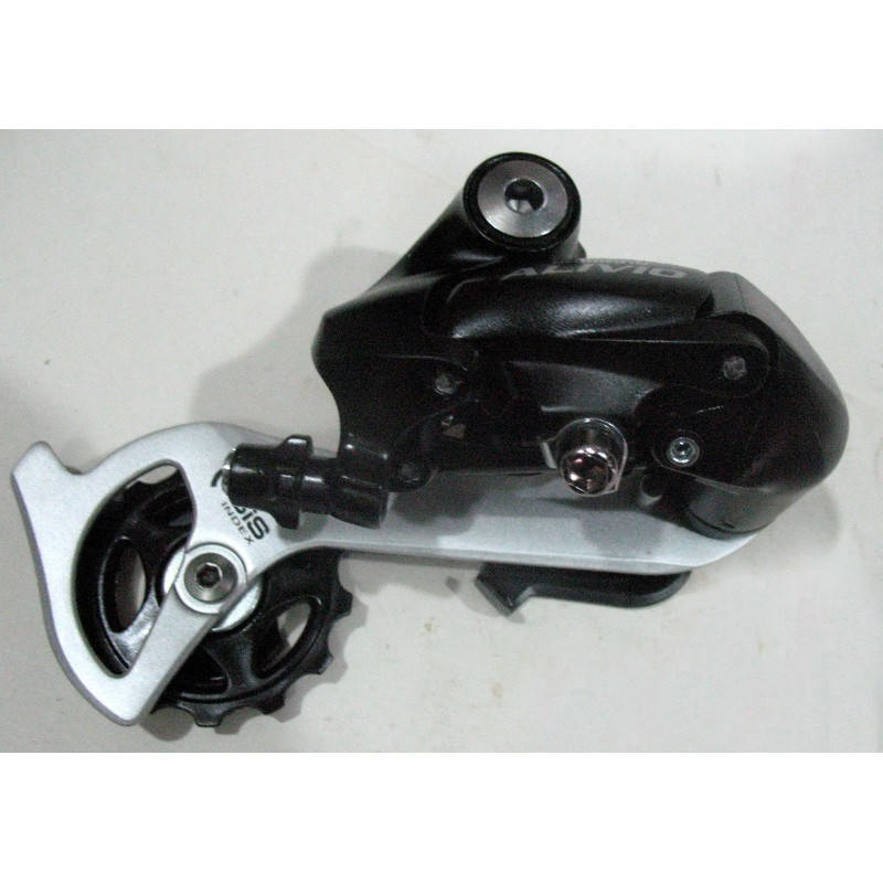 Залний переключатель скоростей на велосипед (компаньола под болт) SHIMANO ALIVIO (модель RD-M410)
Залний переключатель скоростей на велосипед (компаньола под болт) SHIMANO ALIVIO (модель RD-M410)