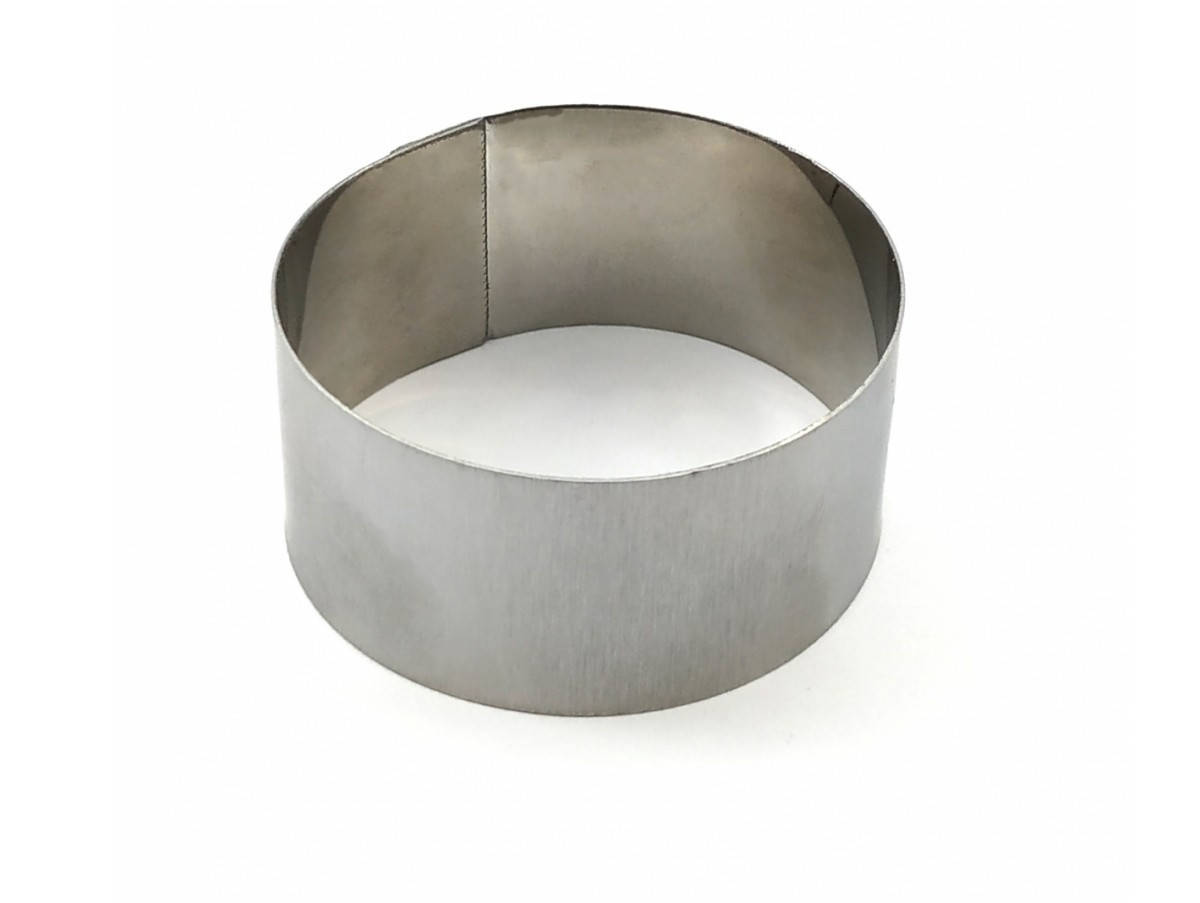 Кольцо для гарнира и десертов 8 см, высота 2,5 см 
Кольцо для гарнира и десертов 8 см, высота 2,5 см