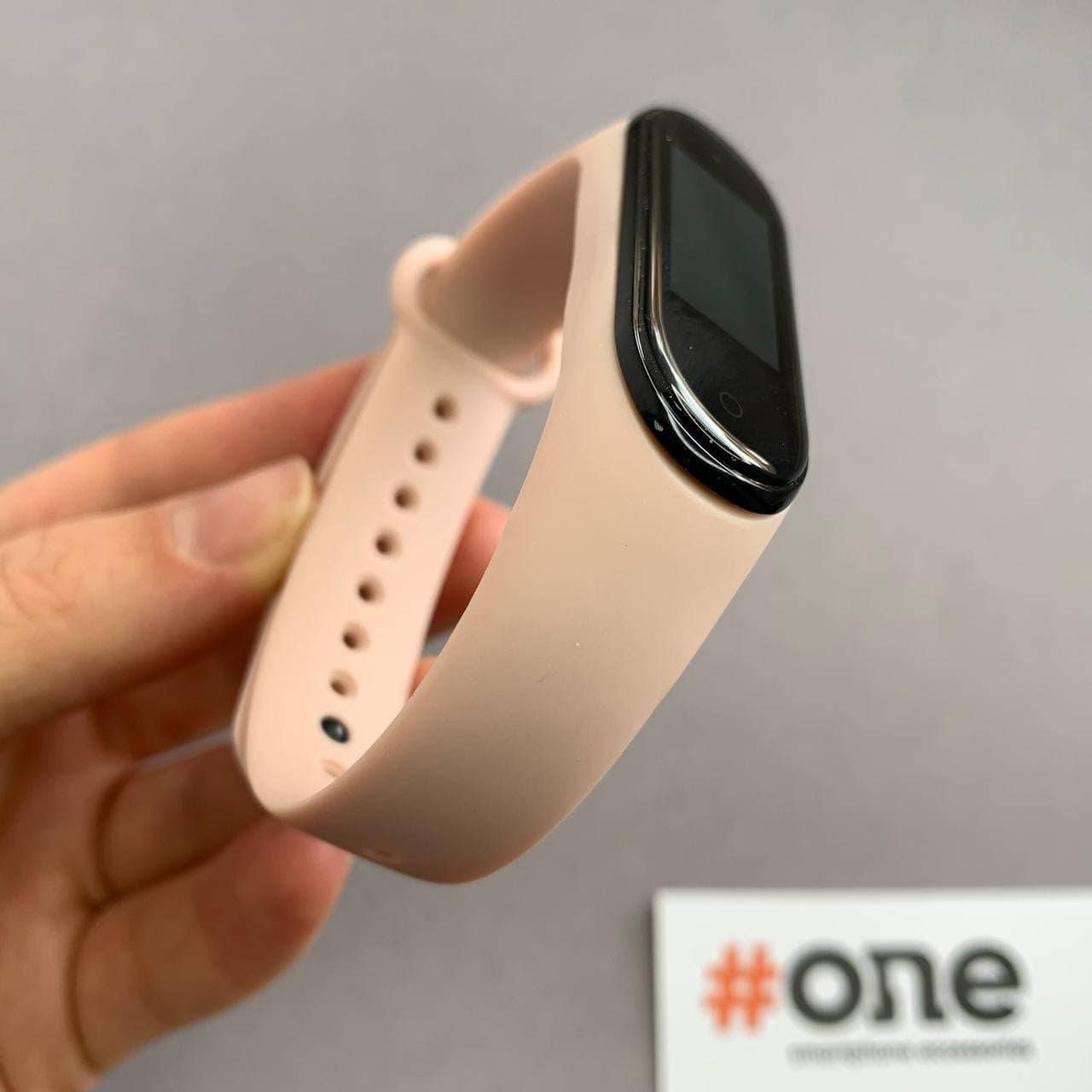 Ремешок для Xiaomi Mi Band 4 силиконовый цветной ремешок для фитнесс трекера браслета ми бенд 4 пудровый BND
Ремешок для Xiaomi Mi Band 4 силиконовый цветной ремешок для фитнесс трекера браслета ми бенд 4 пудровый BND