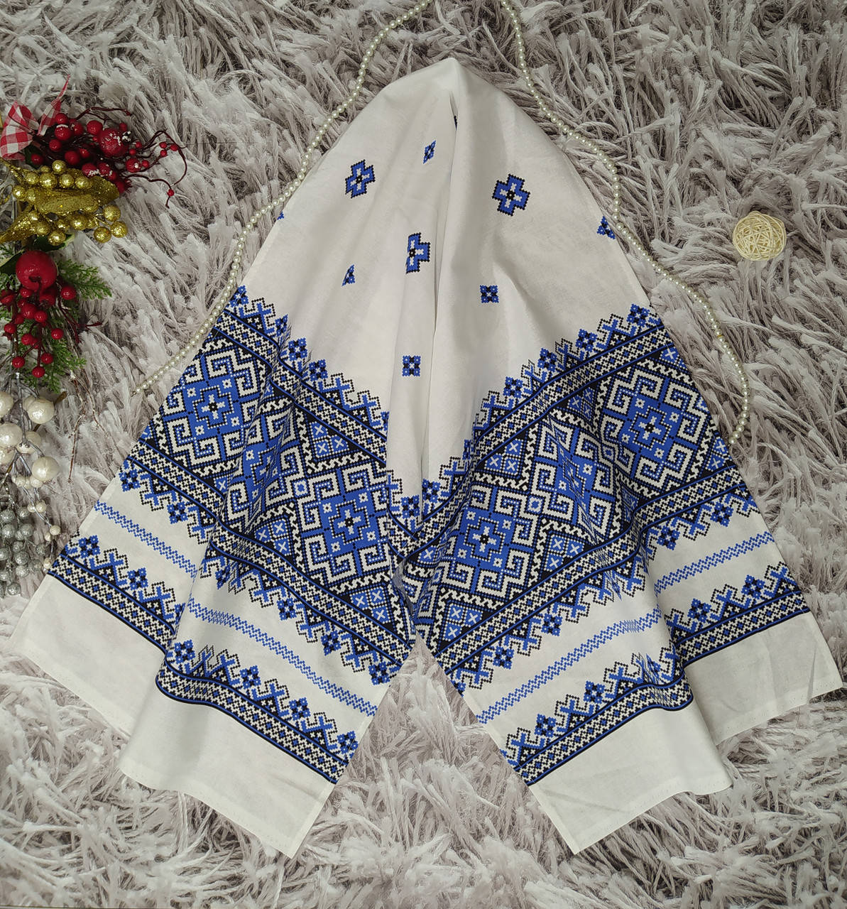 Рушник украинский вышитый размер 42х150 см полотенце сувенир хлопок П-5581
Рушник украинский вышитый размер 42х150 см полотенце сувенир хлопок П-5581