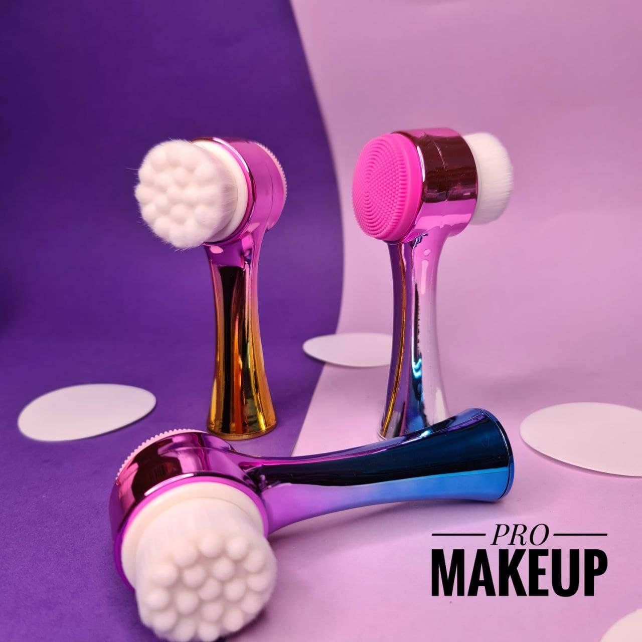 Двухсторонняя очищающая щеточка для лица PRO Makeup (нанесение скрабов, масок, умывание, массаж и очищение)
Двухсторонняя очищающая щеточка для лица PRO Makeup (нанесение скрабов, масок, умывание, массаж и очищение)