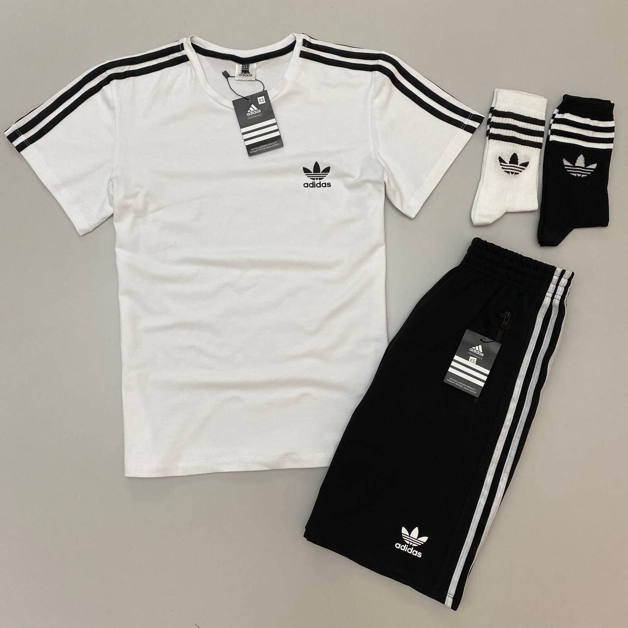 Летний костюм (футболка и шорты) мужской, женский Adidas White весна/лето/осень - Адидас Белый
Летний костюм (футболка и шорты) мужской, женский Adidas White весна/лето/осень - Адидас Белый