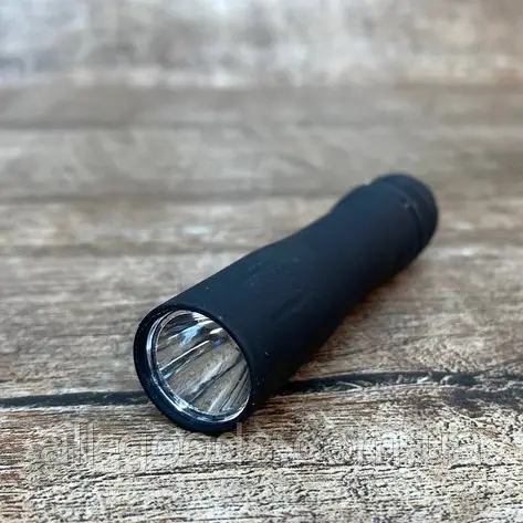 Туристический ручной светодиодный компактный LED фонарик на батарейке LY-1 / 555, Черный
Туристический ручной светодиодный компактный LED фонарик на батарейке LY-1 / 555, Черный