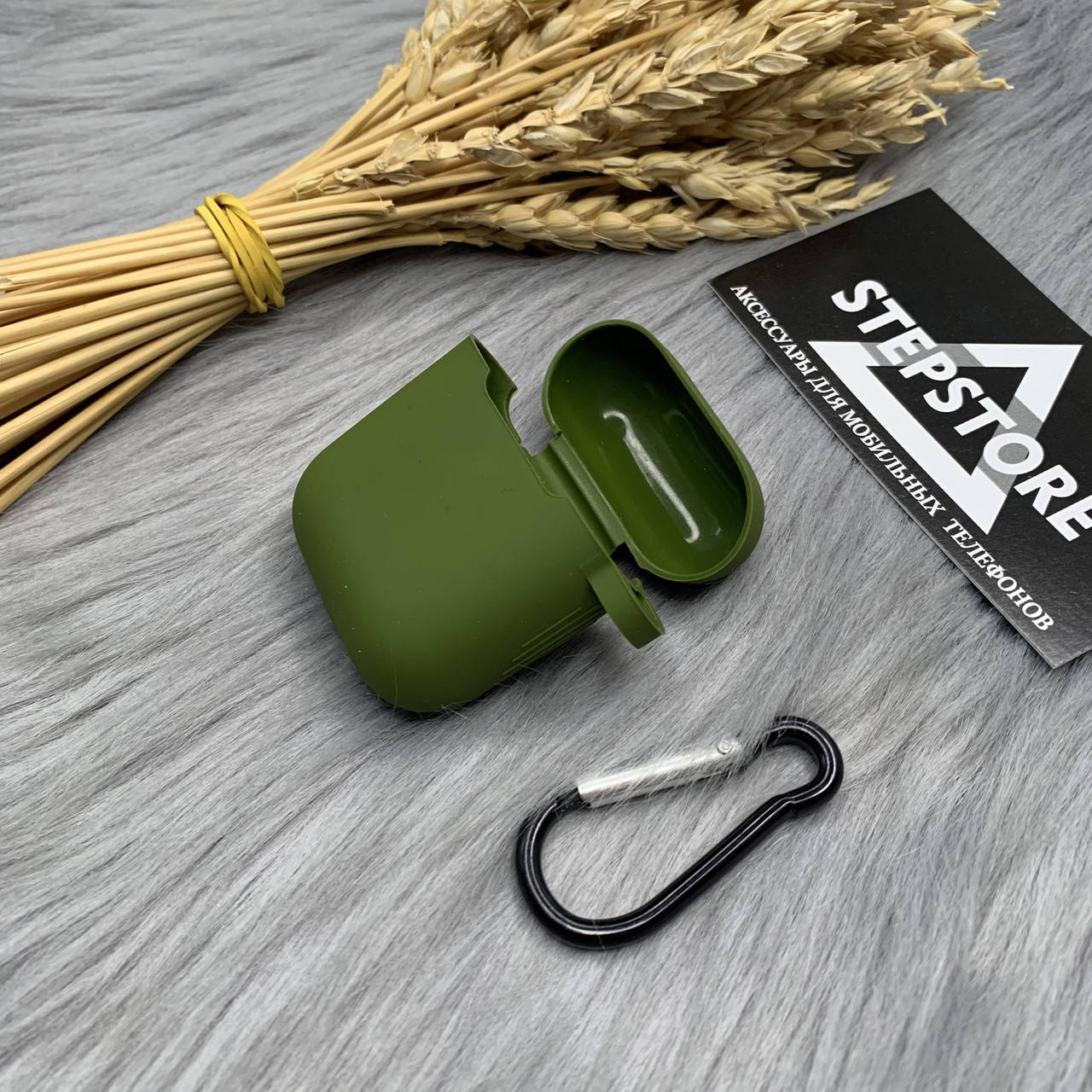 Чехол силиконовый для Apple Airpods 1 2 с карабином тонкий однотонный противоударный 11. Army green
Чехол силиконовый для Apple Airpods 1 2 с карабином тонкий однотонный противоударный 11. Army green