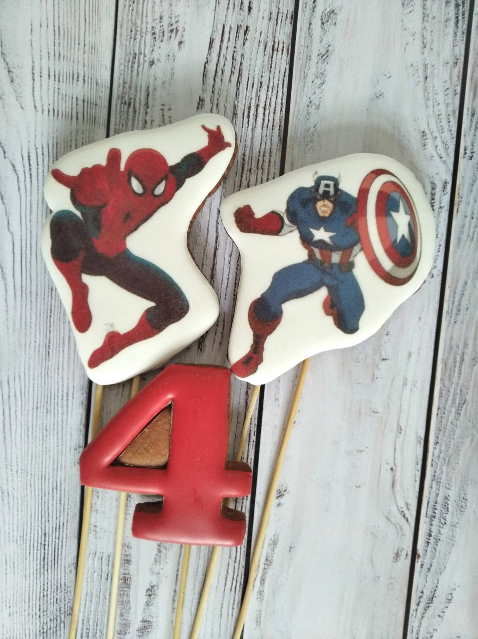 Набор пряников Халк, набор пряников капитан Америка, набор пряников человек-паук
Набор пряников Халк, набор пряников капитан Америка, набор пряников человек-паук