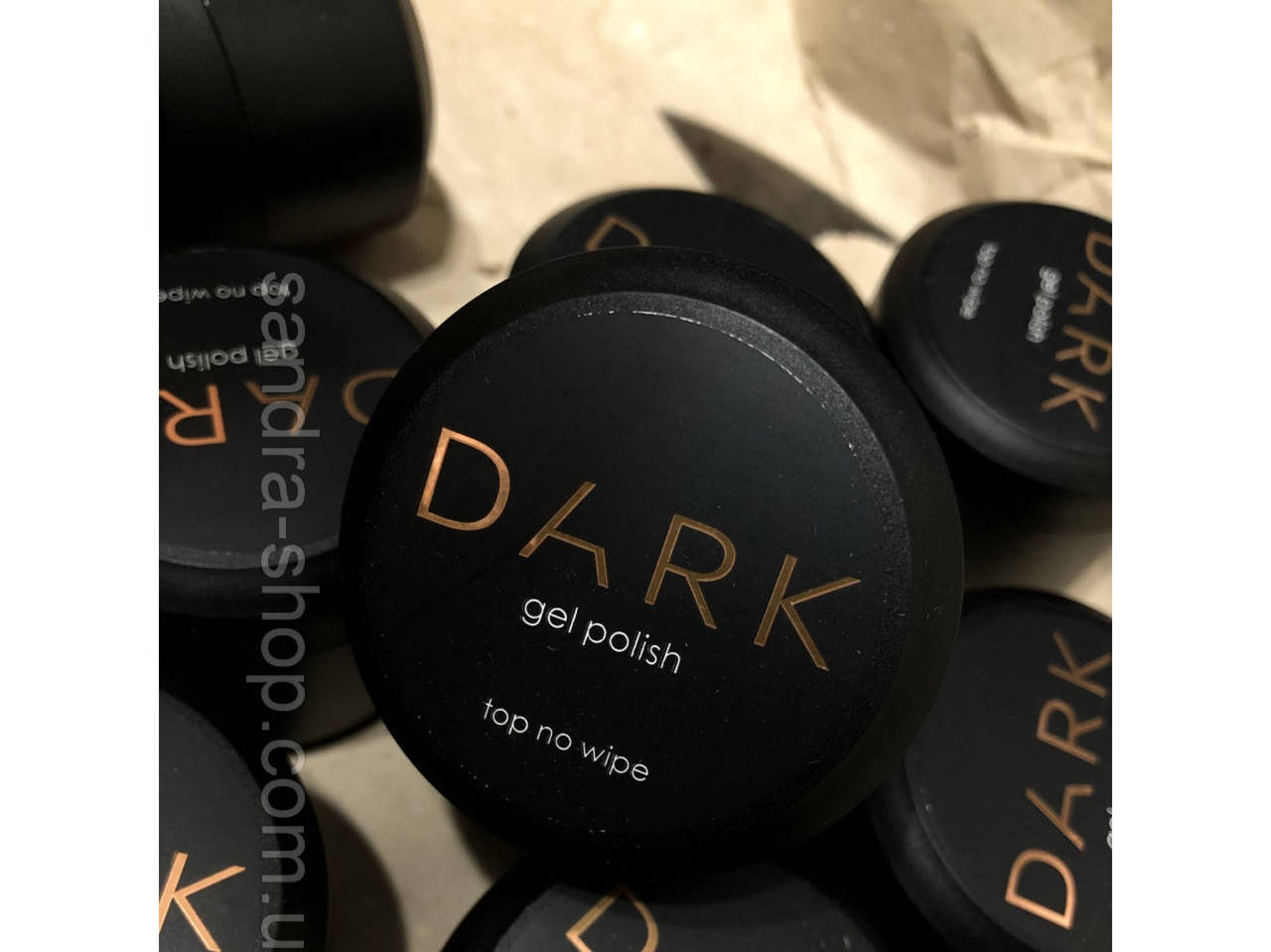 DARK TOP NO WIPE, 30 ml 
DARK TOP NO WIPE, 30 ml