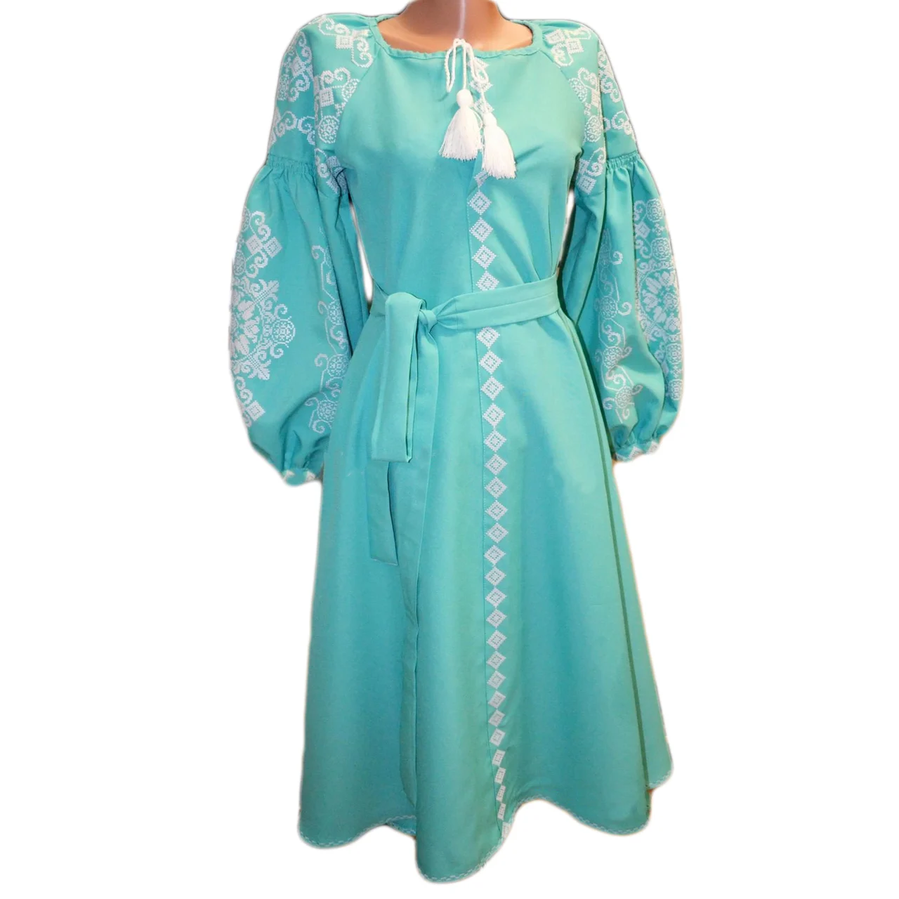 Вышитое платье "Нози" PJ-0041-T, Бирюзовый
Вышитое платье "Нози" PJ-0041-T, Бирюзовый