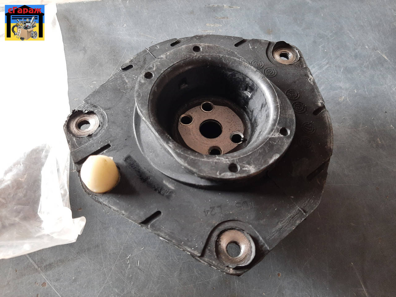 Опора амортизатора передняя RENAULT GRAND SCENIC 2, MEGANE 2, SCENIC 2 2002- (1.4-2.0D)
Опора амортизатора передняя RENAULT GRAND SCENIC 2, MEGANE 2, SCENIC 2 2002- (1.4-2.0D)