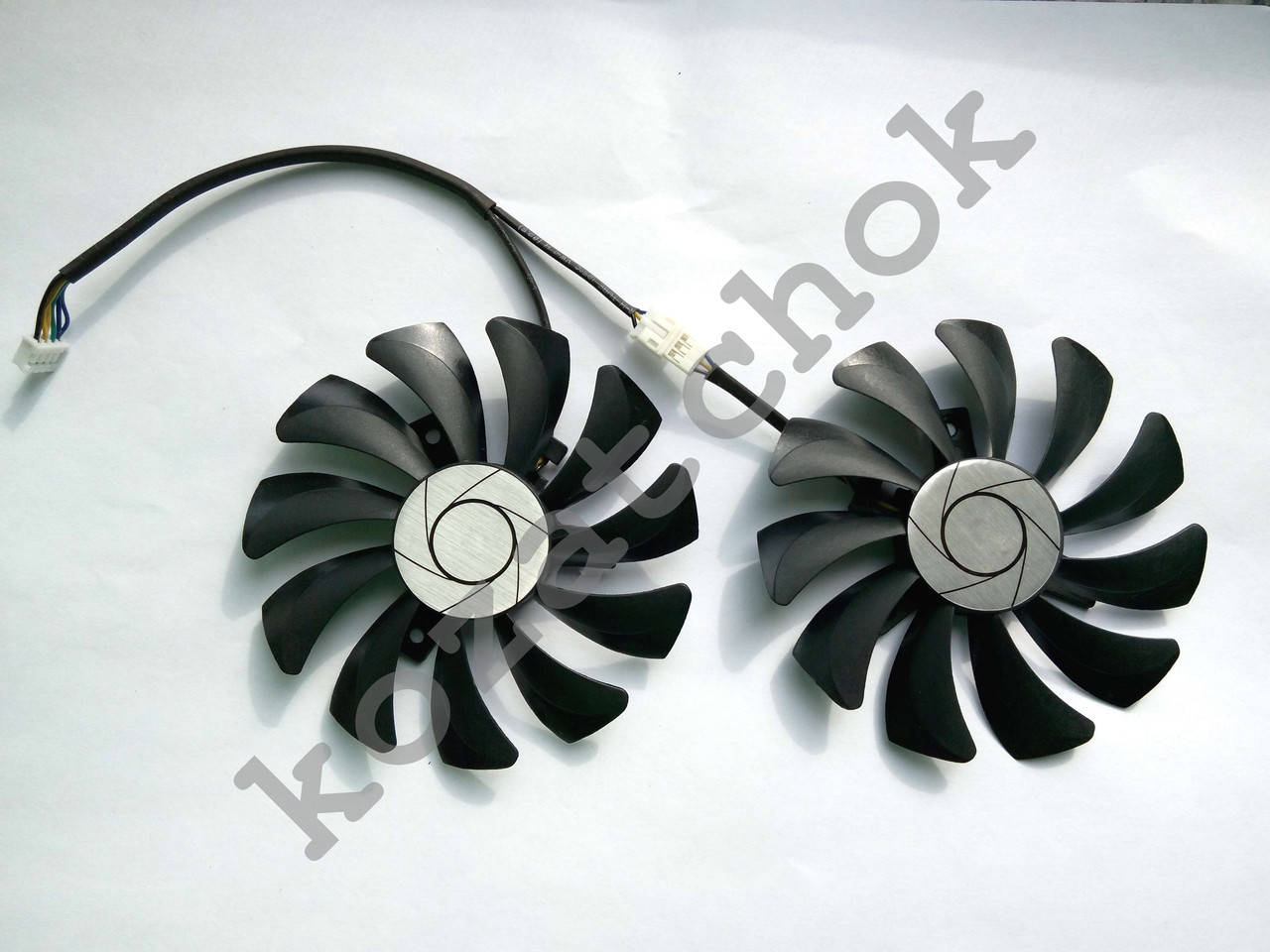 Вентилятор №43 кулер для видеокарты MSI Inno3D GTX 1060 XY-D09010SH HA9010H12F-Z HA9010H12SB-Z
Вентилятор №43 кулер для видеокарты MSI Inno3D GTX 1060 XY-D09010SH HA9010H12F-Z HA9010H12SB-Z