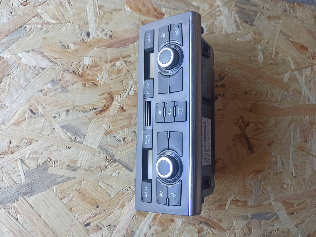 Блок управления климат-контролем Audi A6 C6, 4F1 820 043 AF, 4F0 910 043A, 4F0 910 043 A 
Блок управления климат-контролем Audi A6 C6, 4F1 820 043 AF, 4F0 910 043A, 4F0 910 043 A