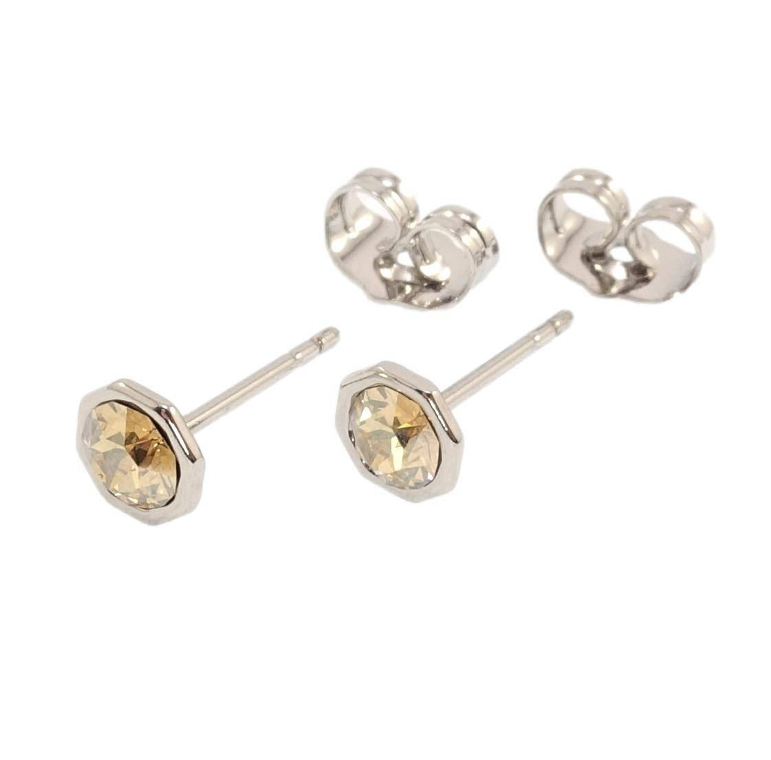 Серьги Xuping Родий с кр-ми Swarovski гвоздики (пусеты) "Кристалл Golden Shadow" ø 6мм
Серьги Xuping Родий с кр-ми Swarovski гвоздики (пусеты) "Кристалл Golden Shadow" ø 6мм