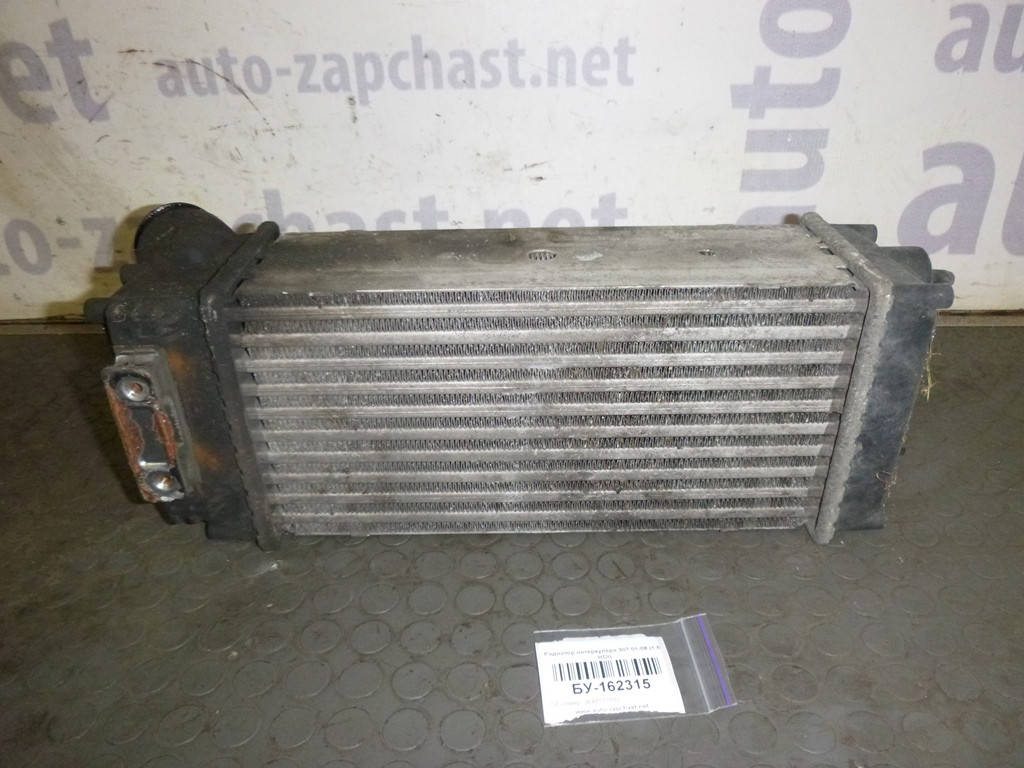 Б/У Радиатор интеркулера (1,6 HDI) Peugeot 307 2001-2008 (Пежо 307), 9648551880 (БУ-162315)
Б/У Радиатор интеркулера (1,6 HDI) Peugeot 307 2001-2008 (Пежо 307), 9648551880 (БУ-162315)