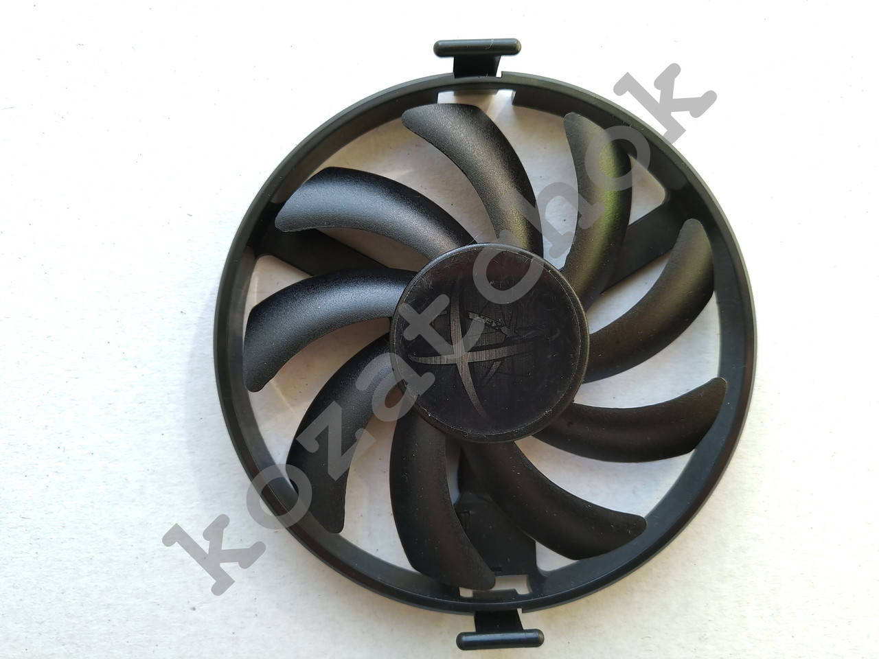 Вентилятор №72 кулер для видеокарты XFX FDC10H12S9-C PLA09215B12H T129215SU RX 460 470 480 580
Вентилятор №72 кулер для видеокарты XFX FDC10H12S9-C PLA09215B12H T129215SU RX 460 470 480 580
