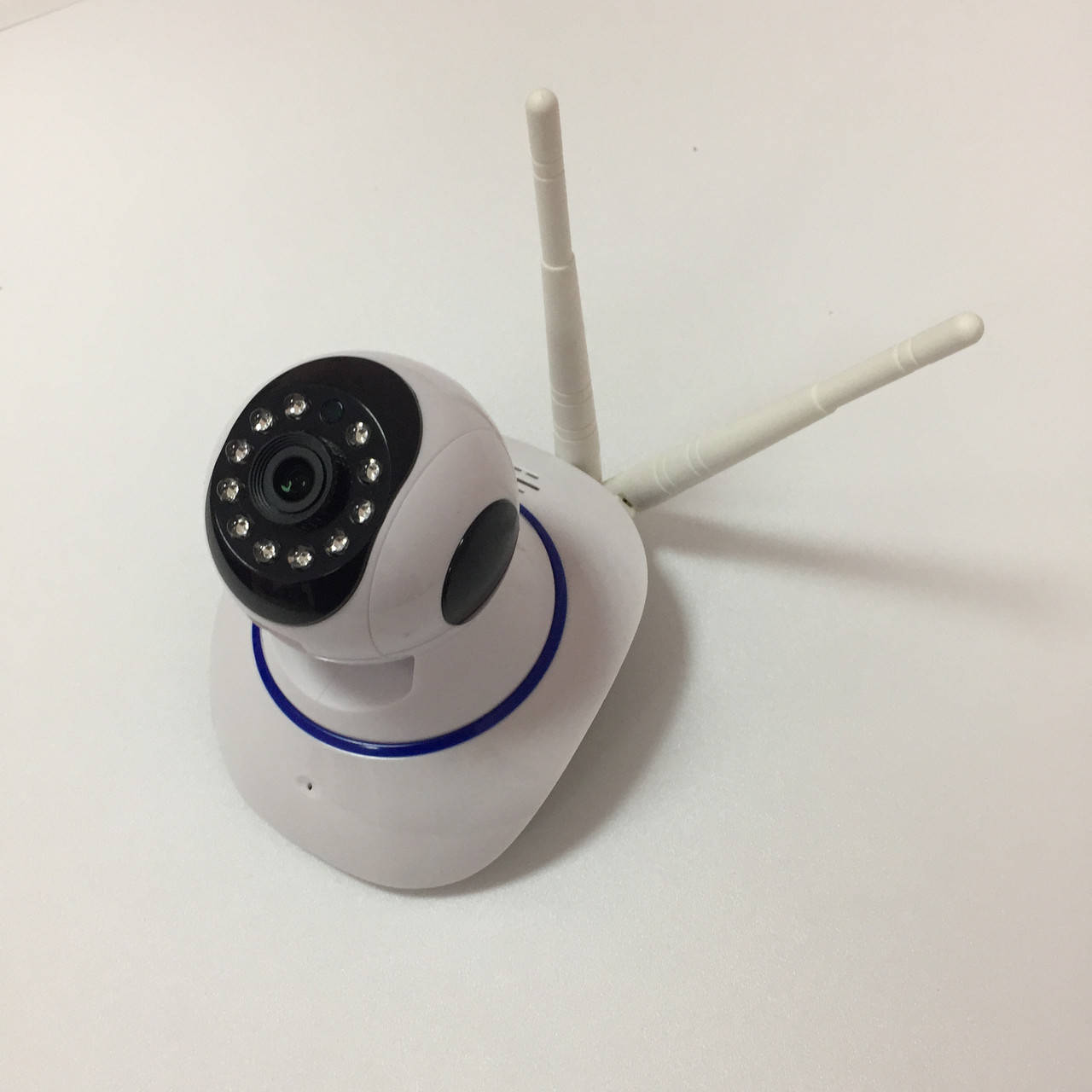 Поворотная беспроводная IP камера видеонаблюдения WiFi Smart Net camera Q5 Ночная сьемка
Поворотная беспроводная IP камера видеонаблюдения WiFi Smart Net camera Q5 Ночная сьемка