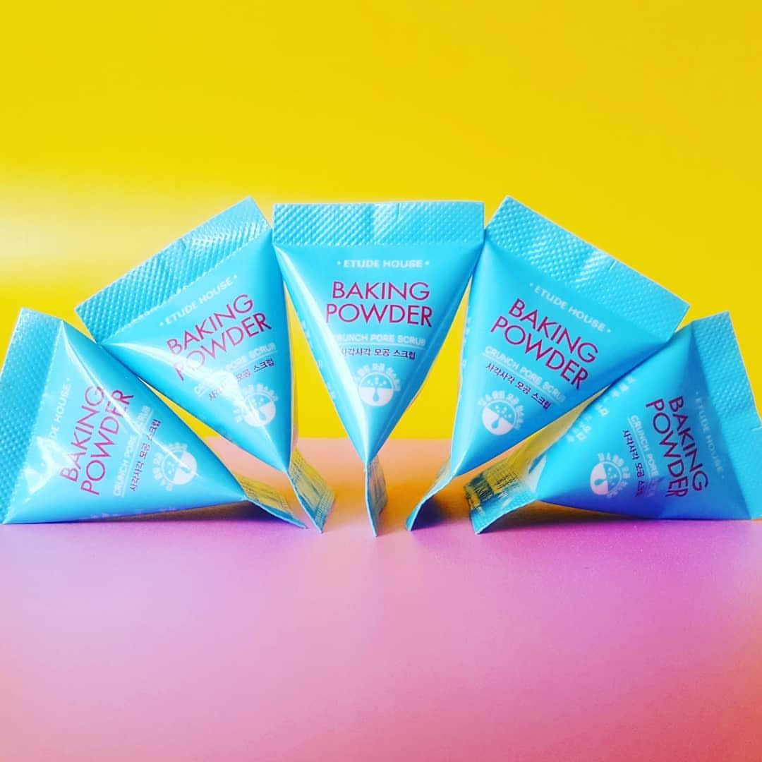 Скраб для лица с содой для глубокого очищения пор Etude House Baking Powder Pore Scrub сода 7грамм
Скраб для лица с содой для глубокого очищения пор Etude House Baking Powder Pore Scrub сода 7грамм