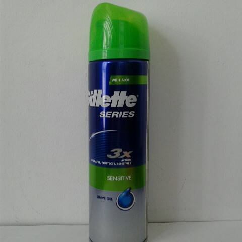 Гель для бритья мужской Gillette Series sensitive (Жиллетт Cириес Сенсетив) 200 мл.
Гель для бритья мужской Gillette Series sensitive (Жиллетт Cириес Сенсетив) 200 мл.