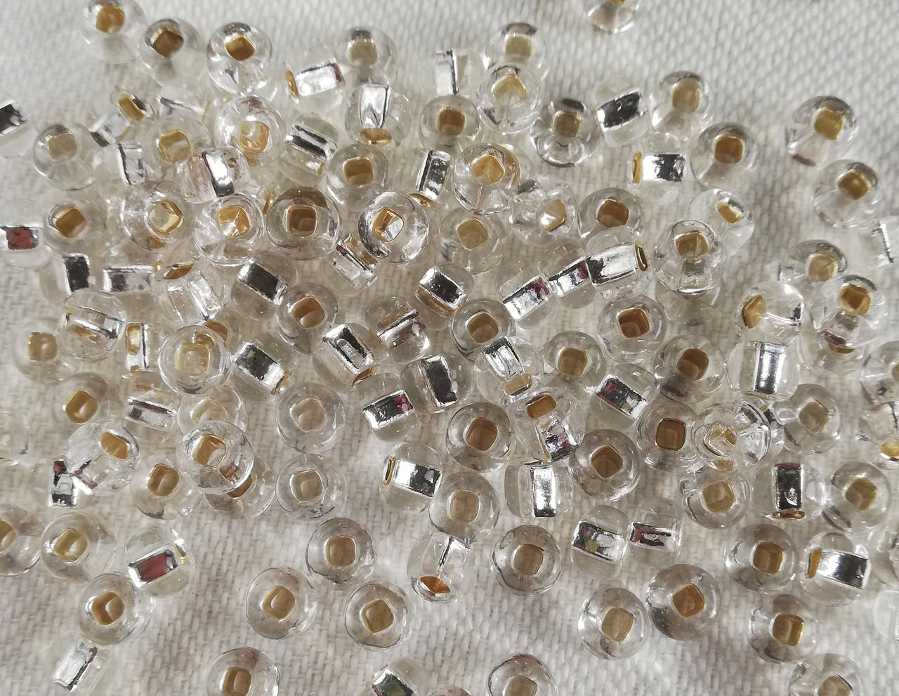 78102 Чеський бісер 2/0 Preciosa Сріблястий блискучий