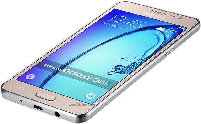 Samsung On5 (с ньюансом). 2СИМ 2G/3G/4G 5'' RAM1.5GB ROM8GB 5и8mPix FaceUnlock, Золотистый
Samsung On5 (с ньюансом). 2СИМ 2G/3G/4G 5'' RAM1.5GB ROM8GB 5и8mPix FaceUnlock, Золотистый