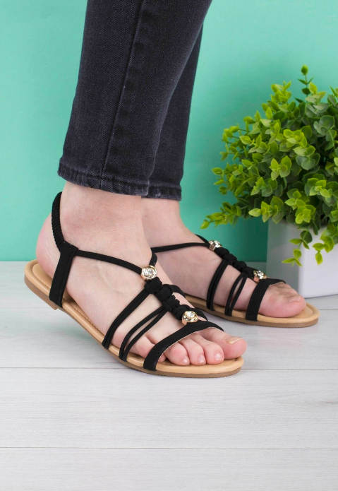 Женские стильные красивые черные молодежные басоножки, размер 36-41
Женские стильные красивые черные молодежные басоножки, размер 36-41