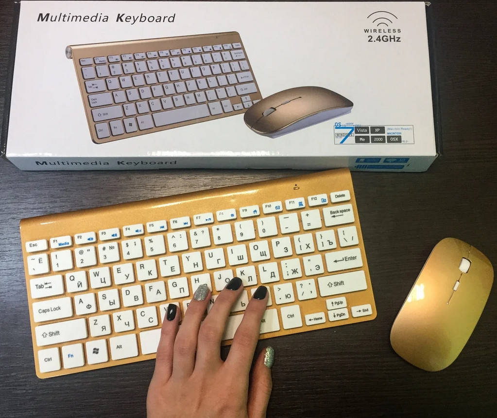 Беспроводной комплект клавиатура с мышкой в стиле Apple 902, Клавиатура и мышь беспроводная классическая, Золотистый
Беспроводной комплект клавиатура с мышкой в стиле Apple 902, Клавиатура и мышь беспроводная классическая, Золотистый