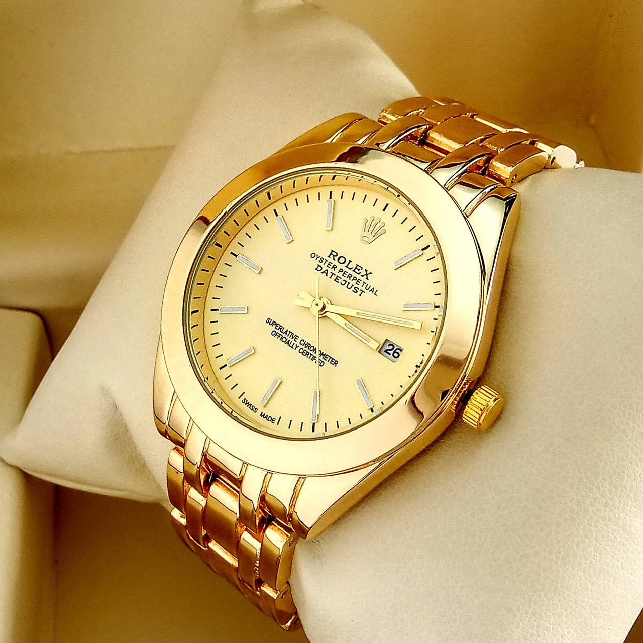 Элегантные часы Rolex А135 на металлическом браслете, золотого цвета, с золотым циферблатом, с датой
Элегантные часы Rolex А135 на металлическом браслете, золотого цвета, с золотым циферблатом, с датой