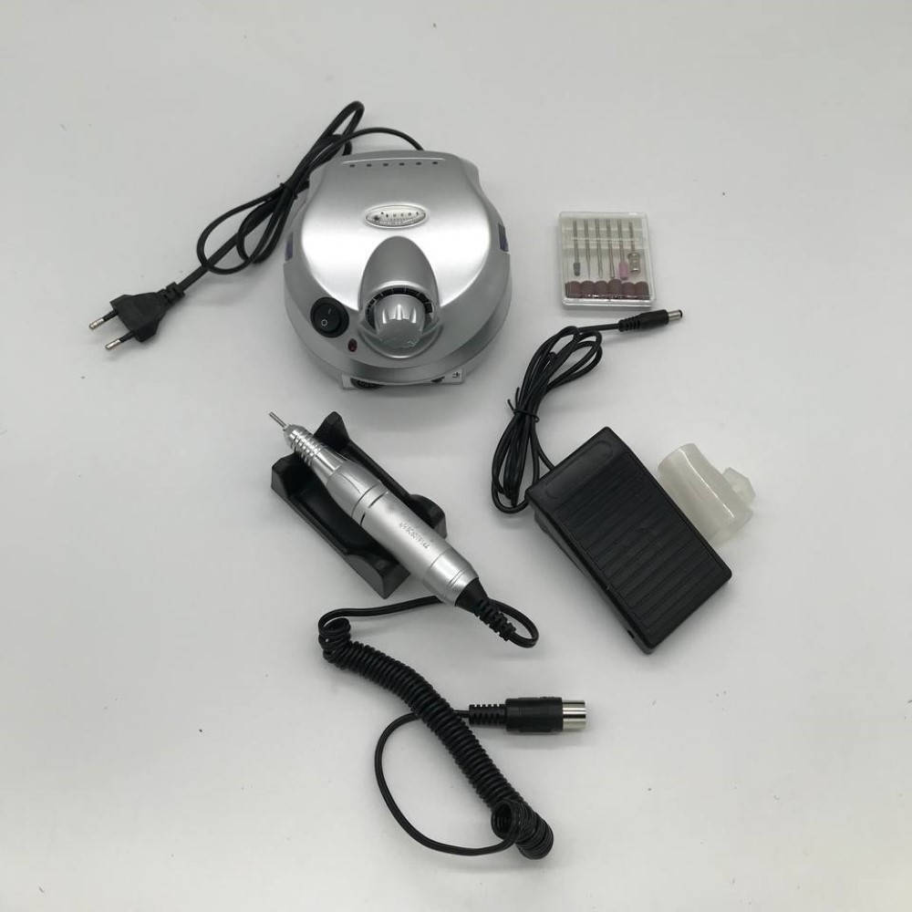 Фрезер для маникюра BUCOS ZS-601 PRO SILVER на 45 Вт 35000 об/мин / Аппарат для маникюра и педикюра с педалью Серебряный
Фрезер для маникюра BUCOS ZS-601 PRO SILVER на 45 Вт 35000 об/мин / Аппарат для маникюра и педикюра с педалью Серебряный