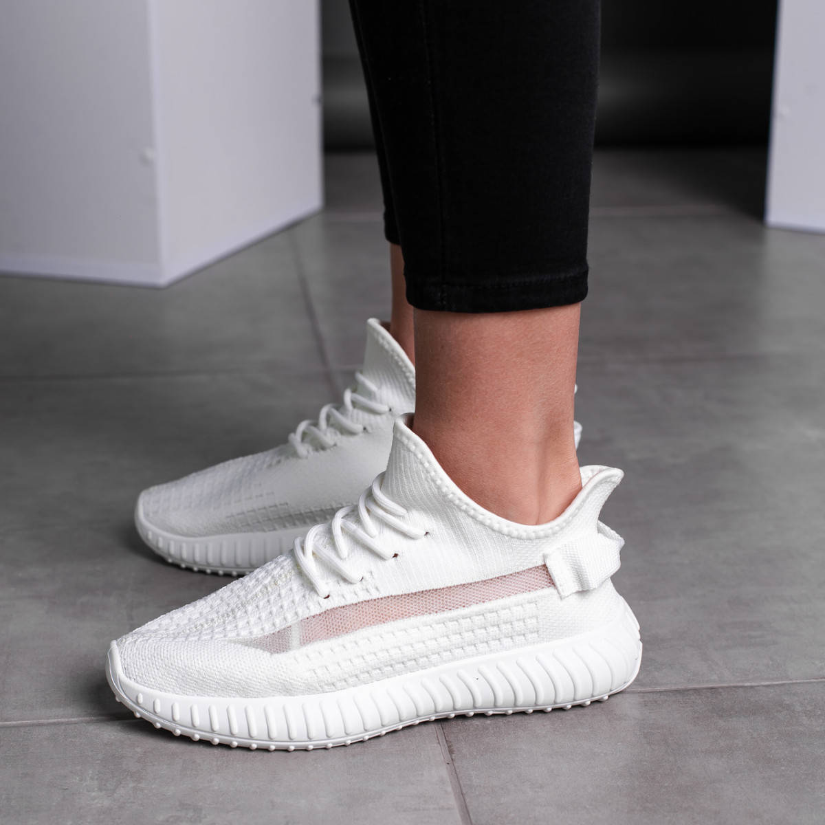 Кроссовки женские Fashion Misty 3546 36 размер 23,5 см Белый
Кроссовки женские Fashion Misty 3546 36 размер 23,5 см Белый