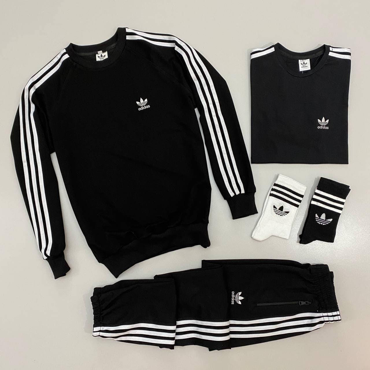 Комплект мужской Adidas Спортивный костюм + Футболка + Носки Адидас весенний осенний черный ТОП качества
Комплект мужской Adidas Спортивный костюм + Футболка + Носки Адидас весенний осенний черный ТОП качества