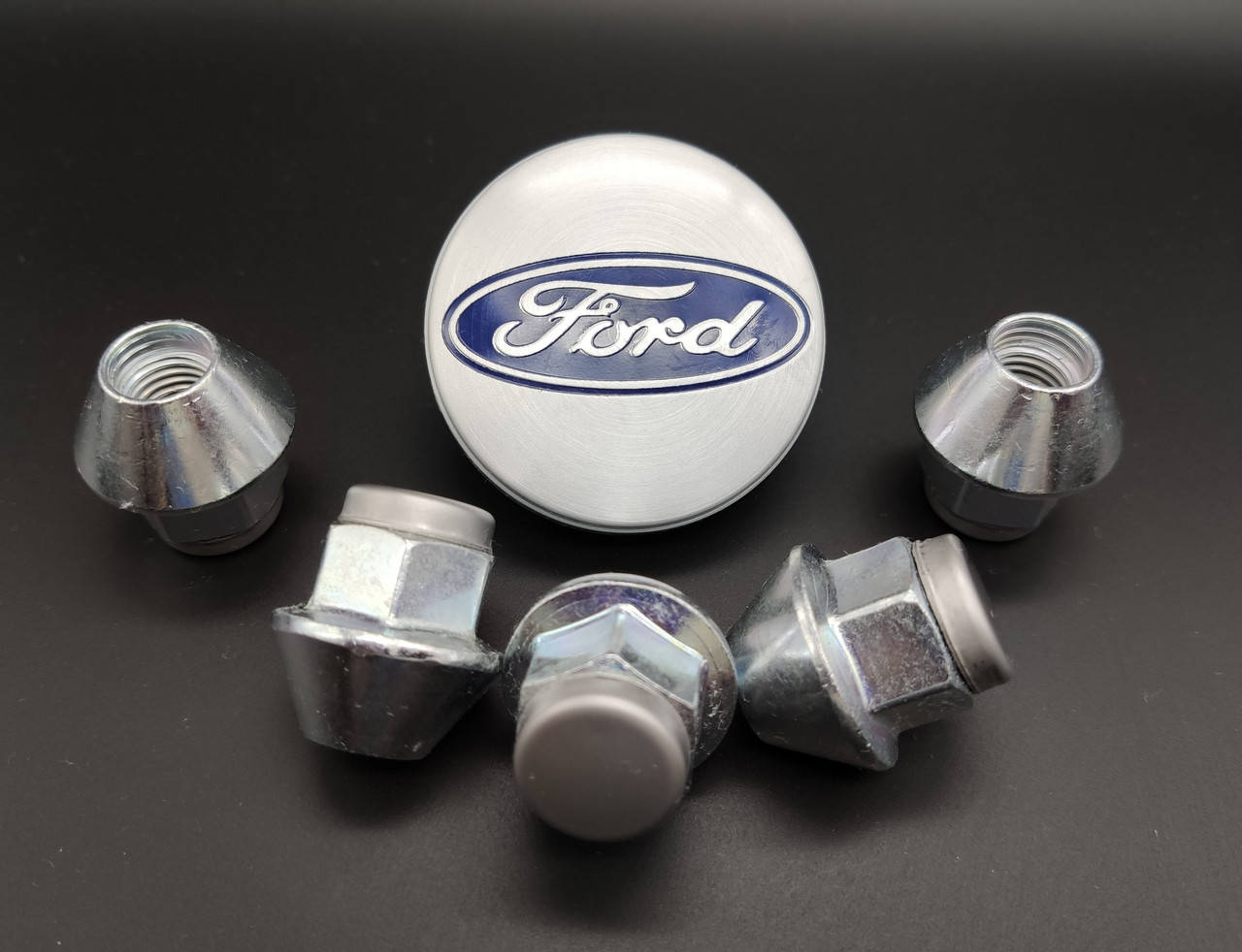 Гайка колесная Ford Форд с большим конусом М12х1,5 с колпачком. Оригинальная гайка Форд Ford
Гайка колесная Ford Форд с большим конусом М12х1,5 с колпачком. Оригинальная гайка Форд Ford
