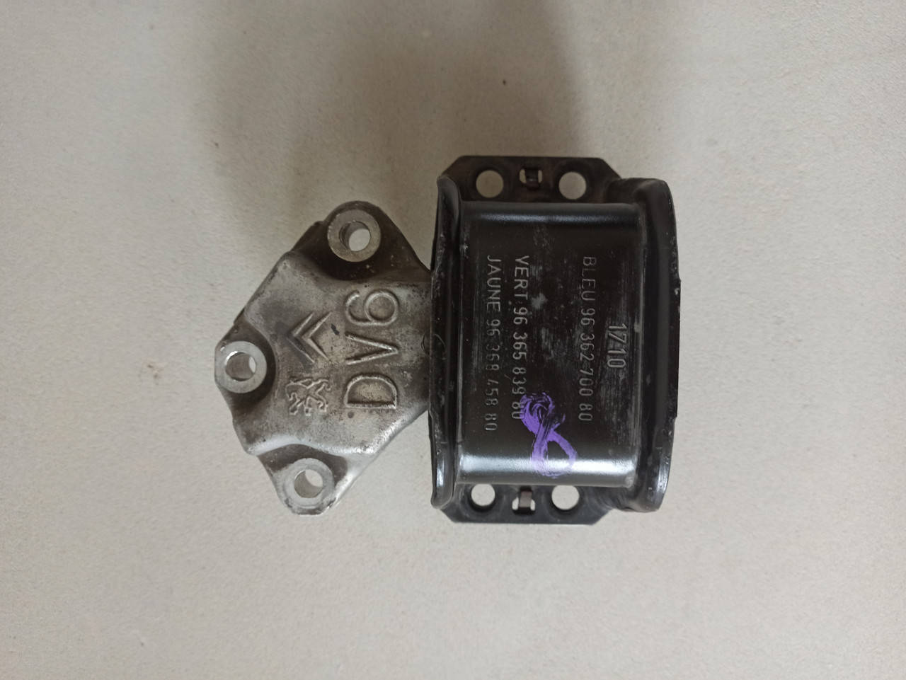 Peugeot 307, 308, 3008, 5008, Citroen C4, Berlingo, Partner подушка опора двигателя правая верхняя
Peugeot 307, 308, 3008, 5008, Citroen C4, Berlingo, Partner подушка опора двигателя правая верхняя