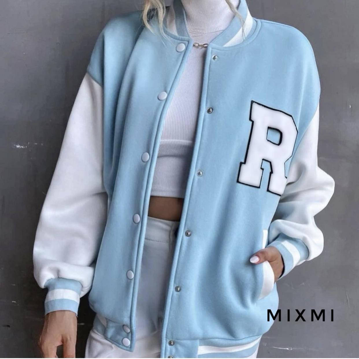 Женский oversize бомбер, двунить спорт (синий, бежевый, желтый, голубой, зелёный, чёрный)) Голубой, 42/46
Женский oversize бомбер, двунить спорт (синий, бежевый, желтый, голубой, зелёный, чёрный)) Голубой, 42/46