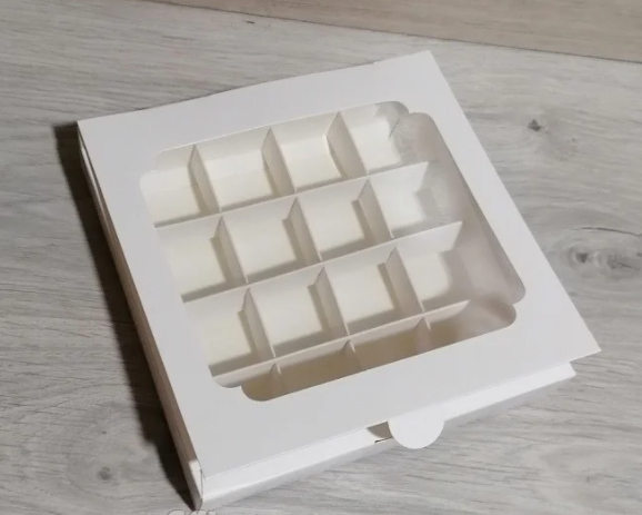 Коробка для конфет 16 шт белая + окно 
Коробка для конфет 16 шт белая + окно