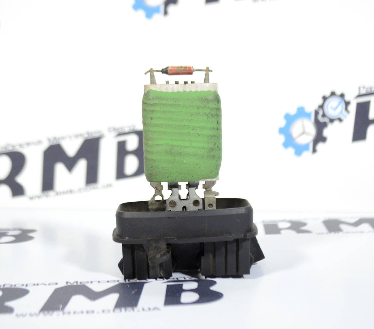 Реостат печки (7 пинов) (резистор) на Мерседес Спринтер (w 903 - 905) A0018211360
Реостат печки (7 пинов) (резистор) на Мерседес Спринтер (w 903 - 905) A0018211360