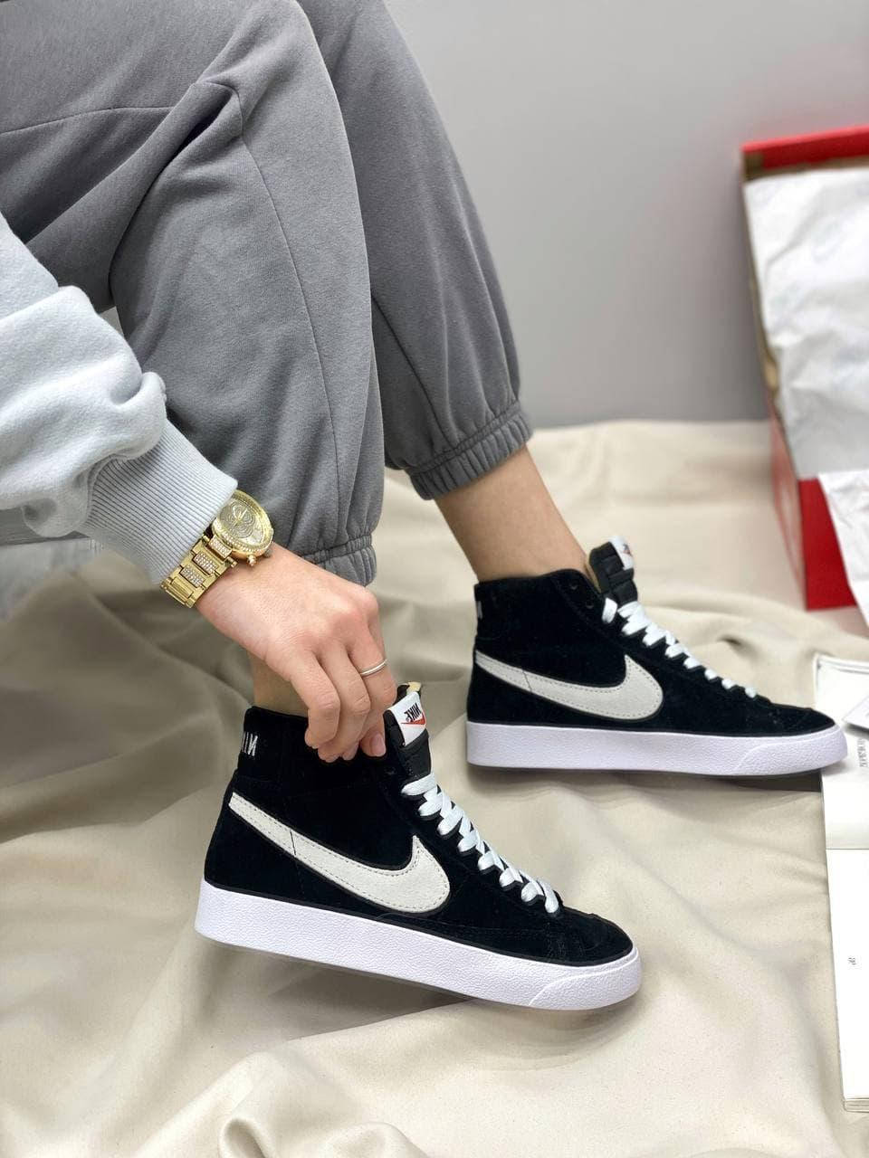 Кроссовки женские стильные молодежные брендовые мужские кроссовки Nike Blazer Mid Vintage '77 Black, Черный
Кроссовки женские стильные молодежные брендовые мужские кроссовки Nike Blazer Mid Vintage '77 Black, Черный