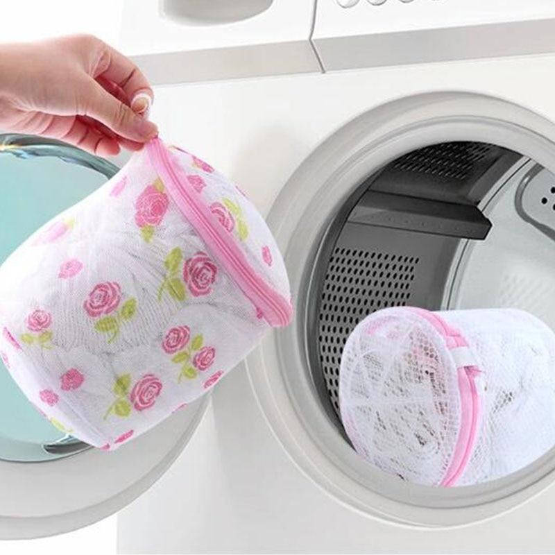 Мешок для стирки нижнего белья и бюстгальтера 15*15 см 
Мешок для стирки нижнего белья и бюстгальтера 15*15 см