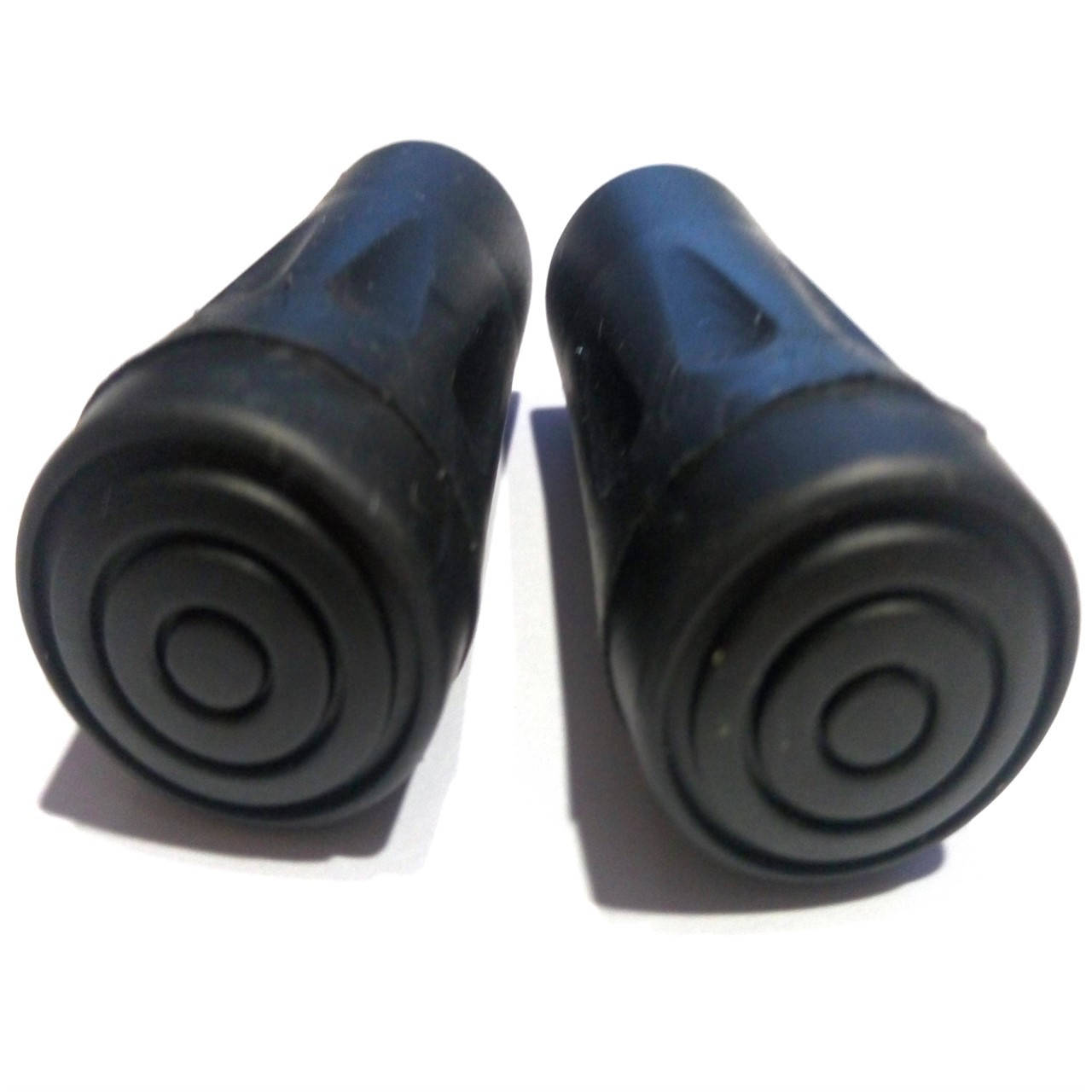 Съёмный резиновый наконечник для спортивных палок 
Съёмный резиновый наконечник для спортивных палок