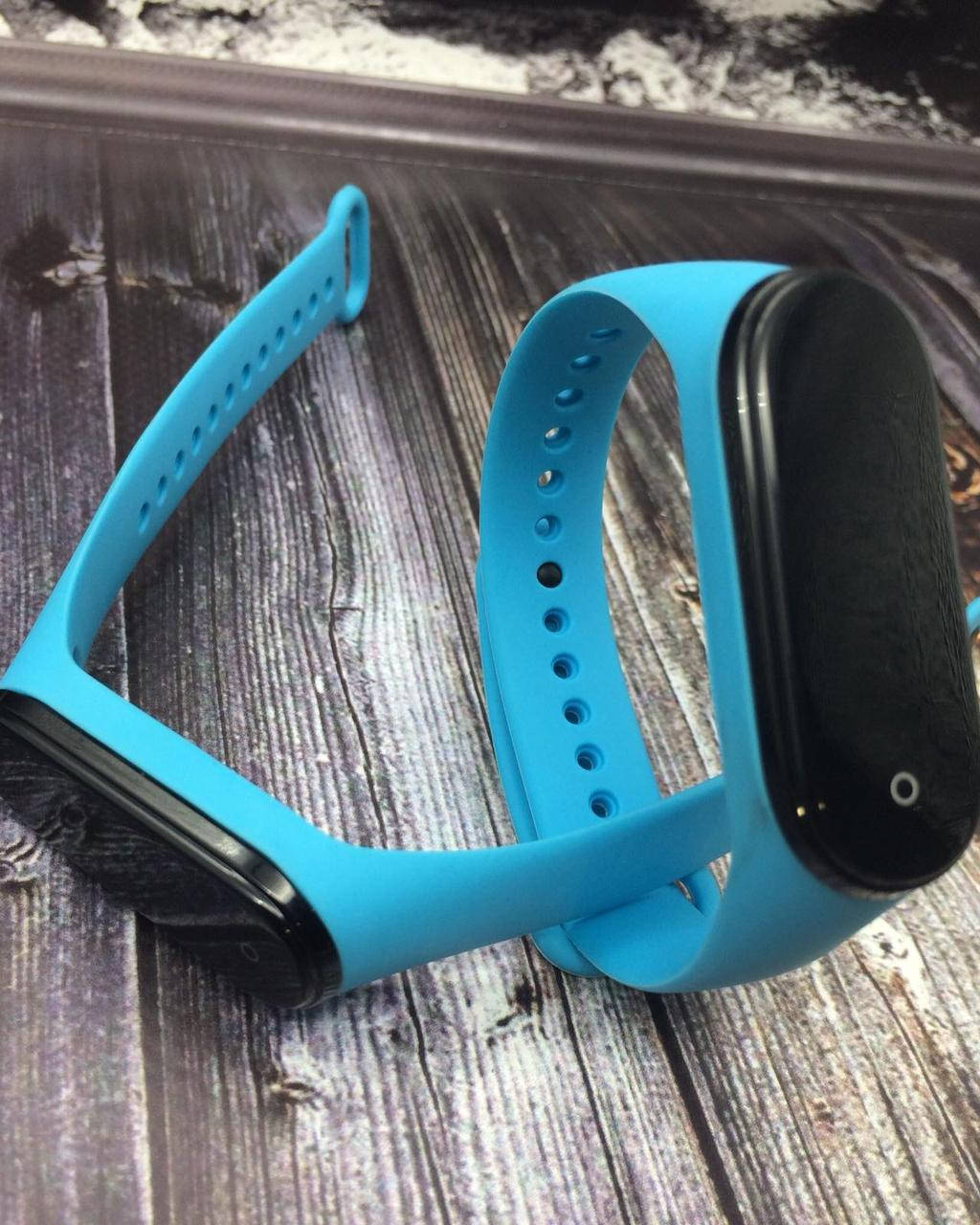 Ремешок на mi band 4 браслеты для фитнес трекера Xiaomi Mi 3 Original Design различные цвета Свет голубой
Ремешок на mi band 4 браслеты для фитнес трекера Xiaomi Mi 3 Original Design различные цвета Свет голубой